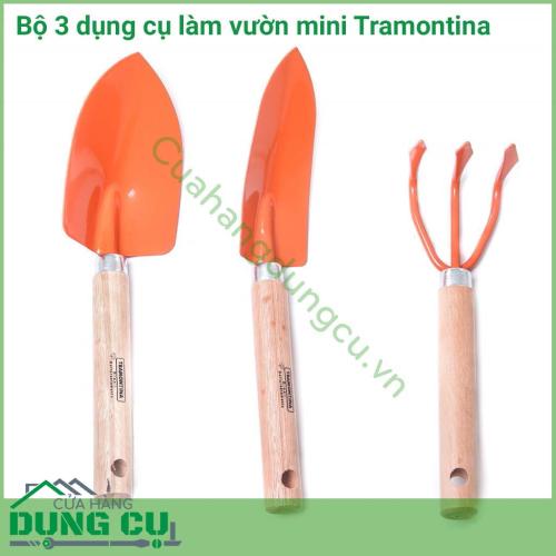Bộ 3 dụng cụ làm vườn mini Tramontina là một bộ dụng cụ tuyệt vời. Bộ dụng cụ này giúp cho khu vườn của bạn hoàn hảo đến từng chi tiết nhỏ nhất. Bộ dụng cụ bao gồm 3 món: xẻng làm vườn, chĩa làm vườn,cào làm vườn.