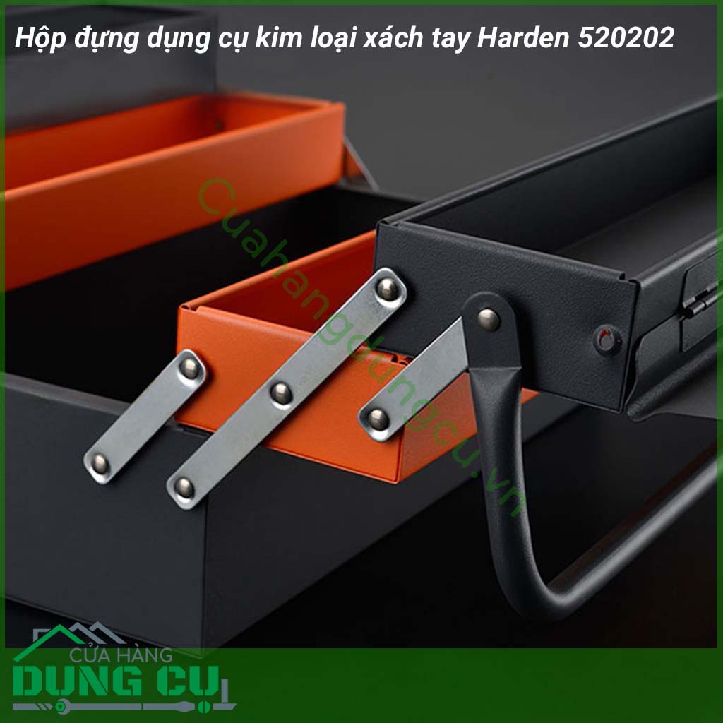 Hộp đựng dụng cụ bằng kim loại Harden có không gian đựng đồ nghề rộng cùng với cách bố trí ngăn khoa học gồm cả ngăn nhỏ và ngăn to giúp bạn có thể đựng từ ốc vít đến kìm, búa, cờ lê, tô vít, máy khoan,...