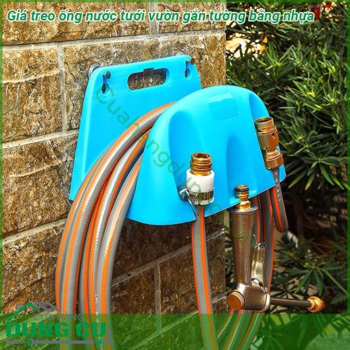 Giá treo ống nước gắn tường bằng nhựa được làm từ chất liệu nhựa cao cấp chống gỉ và chịu lực tốt Với thiết kế gắn tường giữ ống gọn gàng và cố định ở một nơi