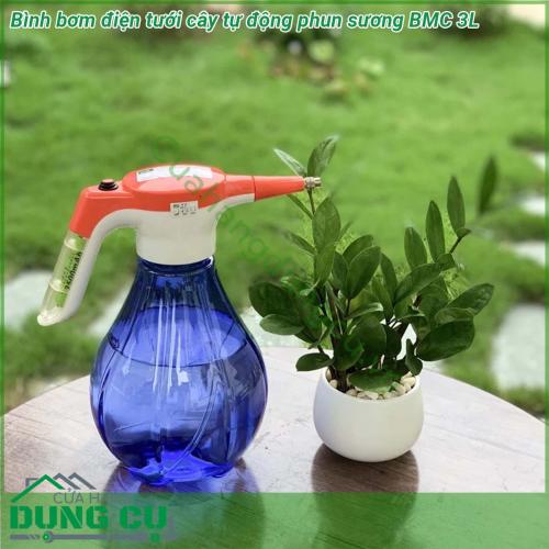 Bình bơm điện tưới cây tự động phun sương BMC 3L gọn nhẹ phù hợp với việc chăm sóc hoa cây cảnh phun thuốc diệt côn trùng trong gia đình Sản phẩm sạc pin Lithium có thể phun xịt được 30 bình 3 lít sau mỗi lần sạc đầy