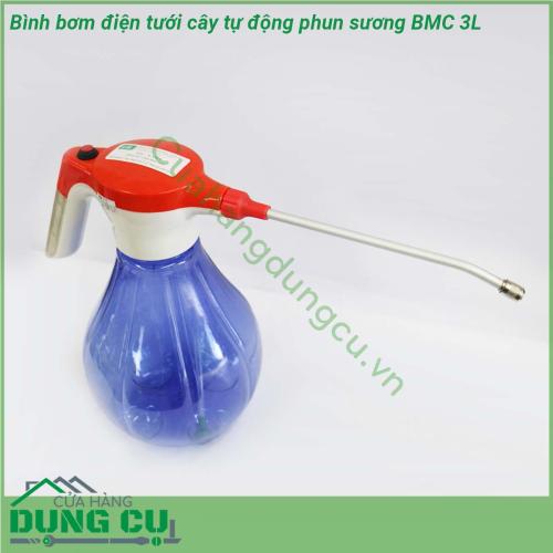 Bình bơm điện tưới cây tự động phun sương BMC 3L gọn nhẹ phù hợp với việc chăm sóc hoa cây cảnh phun thuốc diệt côn trùng trong gia đình Sản phẩm sạc pin Lithium có thể phun xịt được 30 bình 3 lít sau mỗi lần sạc đầy
