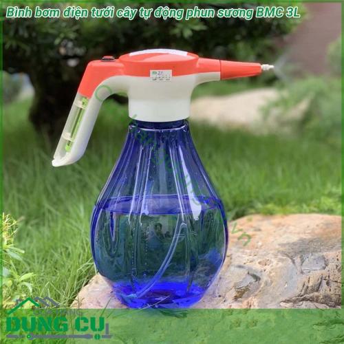 Bình bơm điện tưới cây tự động phun sương BMC 3L gọn nhẹ phù hợp với việc chăm sóc hoa cây cảnh phun thuốc diệt côn trùng trong gia đình Sản phẩm sạc pin Lithium có thể phun xịt được 30 bình 3 lít sau mỗi lần sạc đầy
